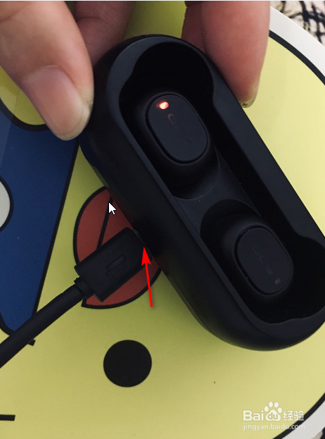 蓝牙耳机充不进去电怎么办?