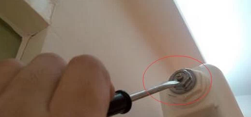 暖气排气怎么排