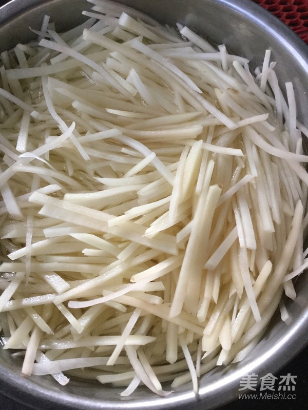 泡菜土豆丝的做法