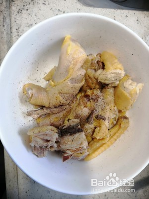 板栗焖鸡做法简介