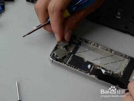 苹果机看人家也拆了真是土豪 iphone4S变形