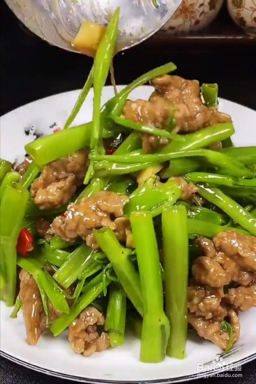 通菜梗炒牛肉的做法