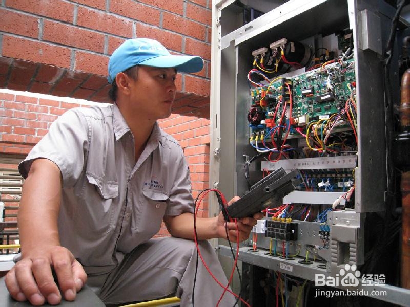 维修技师一天的工作内容