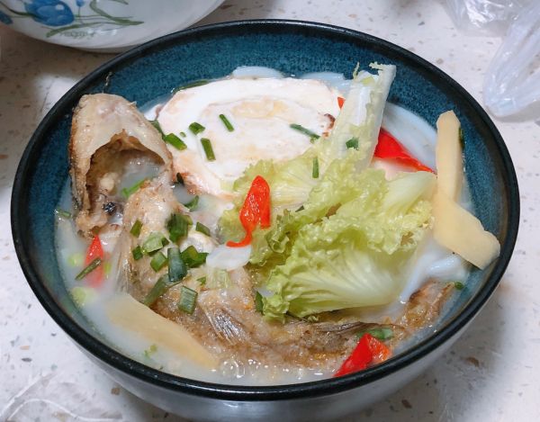 湖南黄鸭叫鱼粉