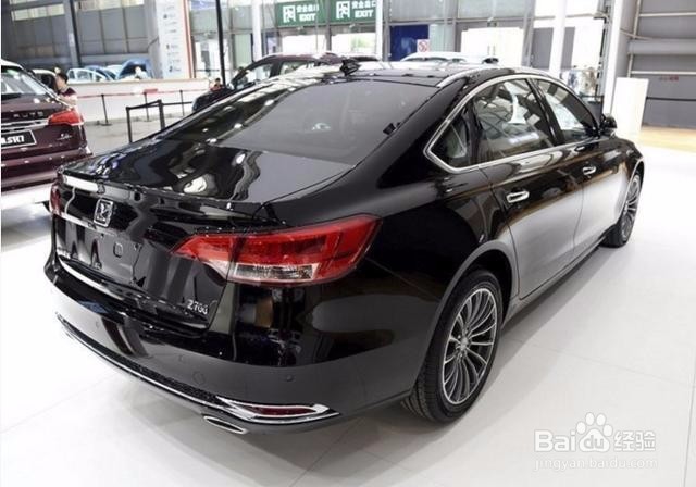 10万,全景天窗+无钥匙启动,打开门一看露馅了