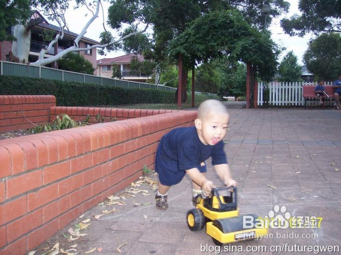 玩过泥巴才算有过童年