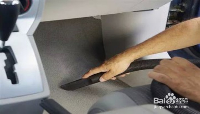 私家车车内室内清洁注意事项？