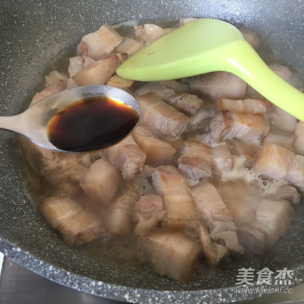 鹌鹑蛋烧肉的做法