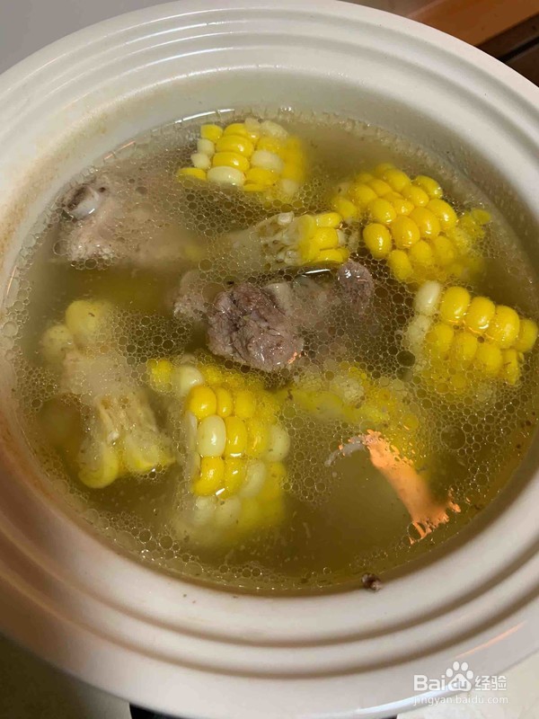 春季滋补靓玉米排骨汤的烹饪方法