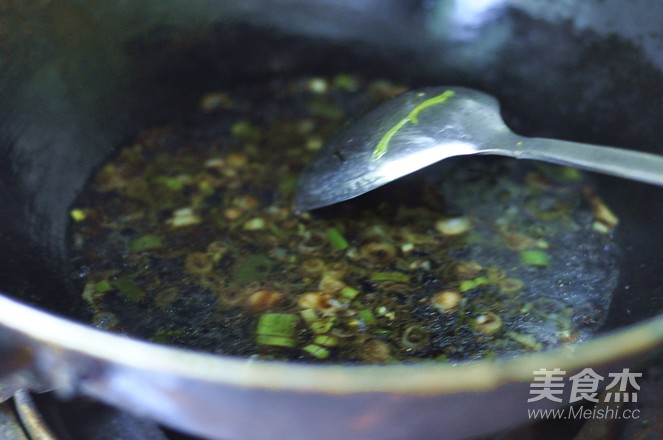 没有辣椒的酸辣粉