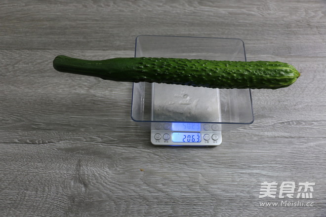 黄瓜炒鸡胸-减肥期做法