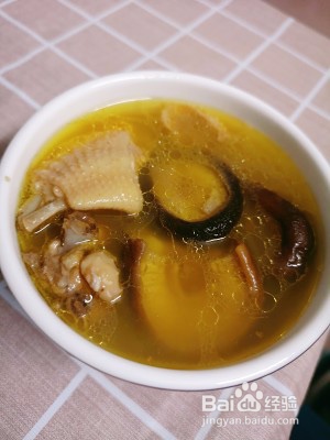 香菇炖鸡汤的做法