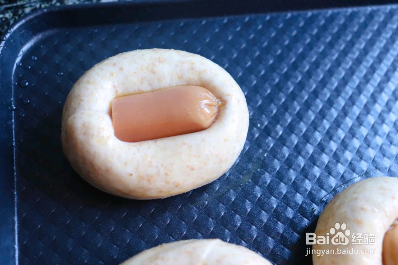 全麦肠仔小面包 营养健康的做法