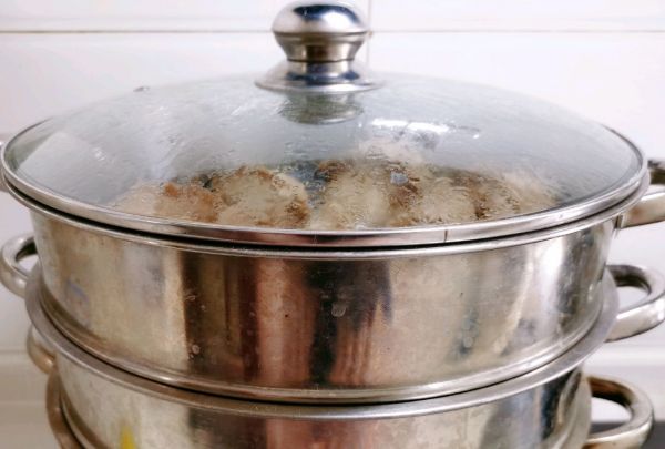 黑麦香菇鸡肉蒸饺