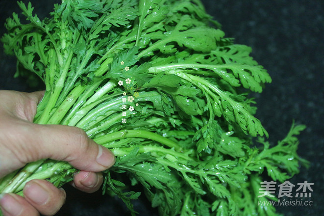 快手菜生拌茼蒿