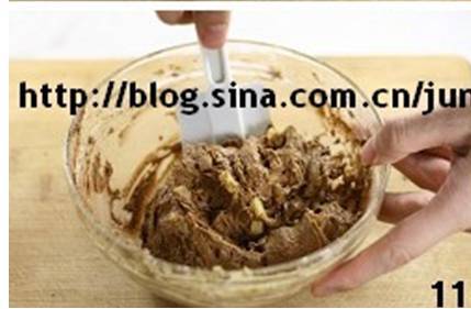 怎样在家中自制美味的翻转菠萝布朗尼