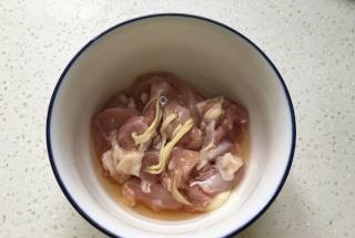 小鸡蘑菇焖饭的做法