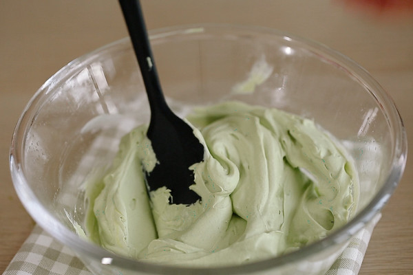 抹茶芝士草莓牛乳