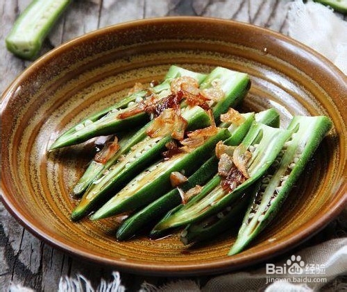 秋葵最保持营养的吃法---蒸秋葵配红葱酥