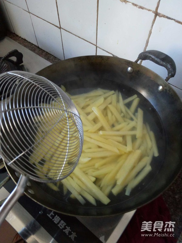 自制炸美味薯条