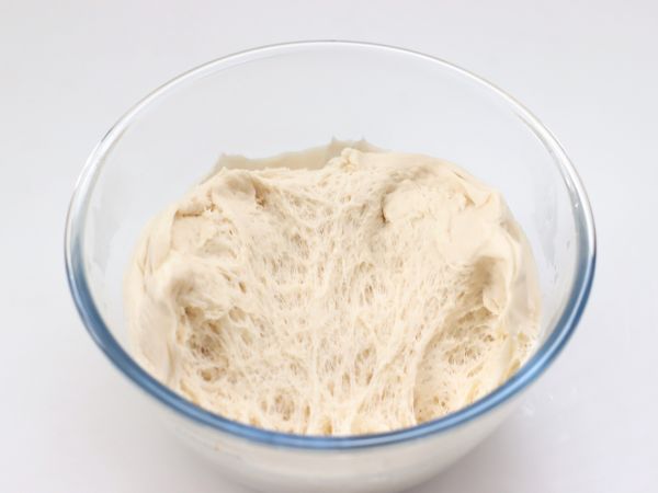 槐花虾仁酱肉包