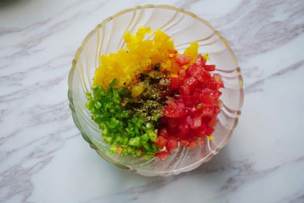 煎猪排配番茄沙汁