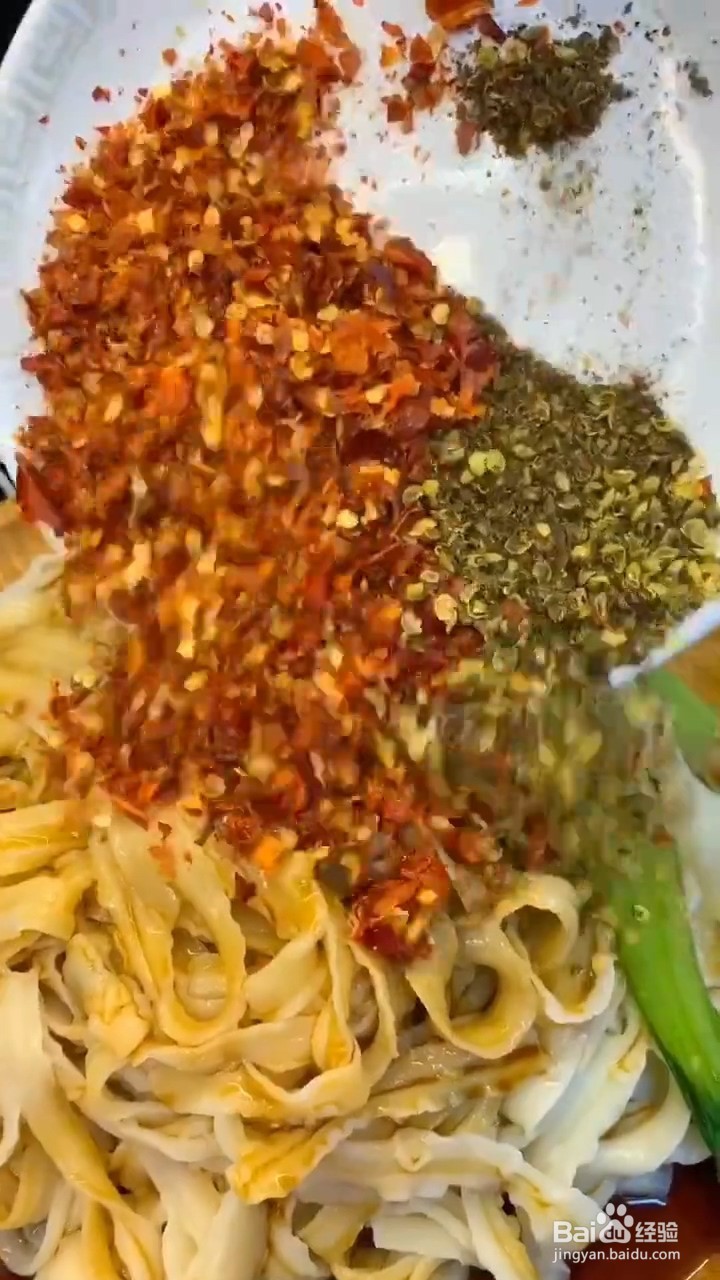 如何用面条制作好吃的美食