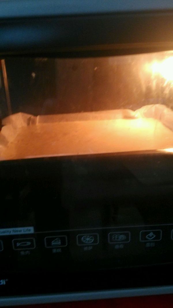 戚风奶油蛋糕卷