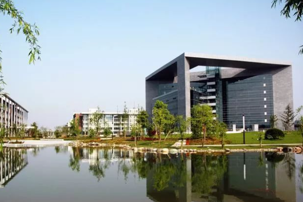 浙江工业大学是211吗