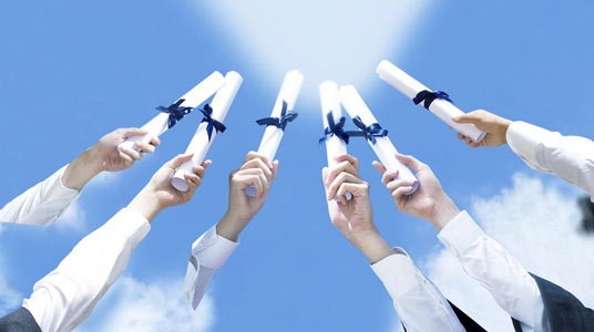 硕士研究生毕业年龄要低于几岁