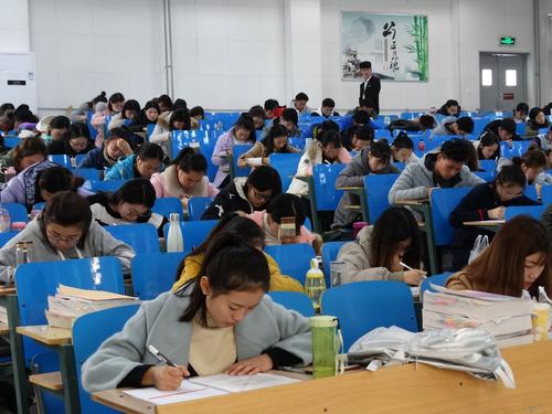 考研现场确认时,最后取得学历时间填错,就是毕业证上写的是六月**,我填成了七月,问题大么