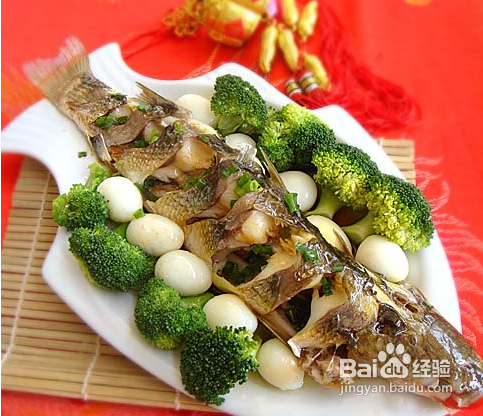 【年夜饭】年年有余黄尾鲫藏珠的做法