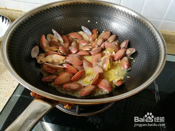 香辣双椒炒花甲