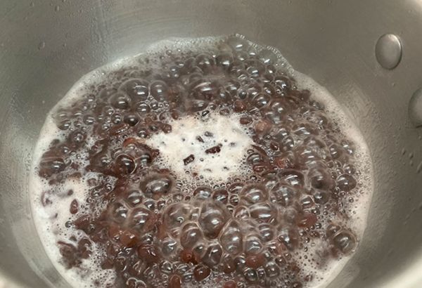 日式蜜豆芝麻包