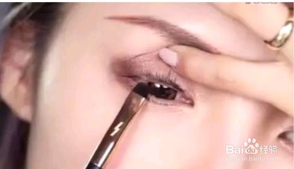 怎么简单化妆?为什么要化妆?化妆需要什么工具