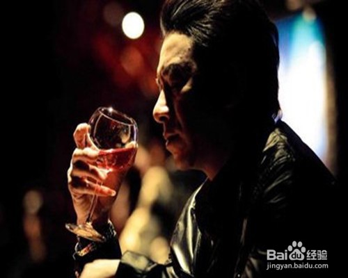 怎样品红酒的好坏