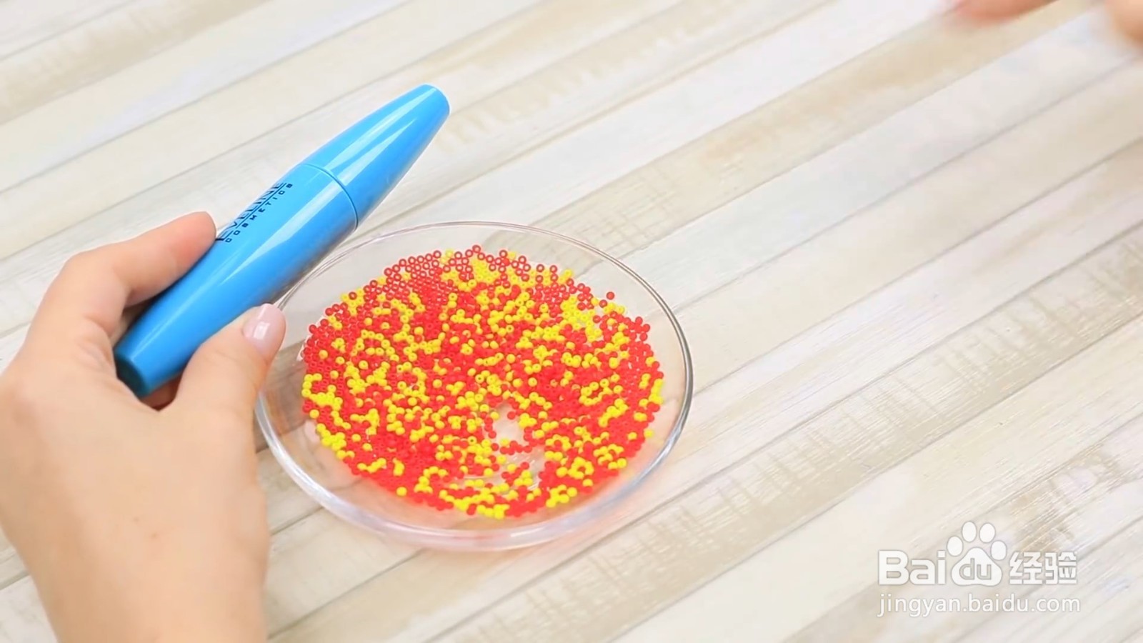 怎样DIY一个栩栩如生的睫毛膏