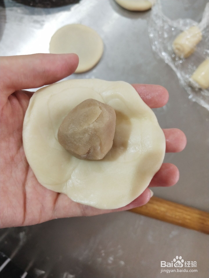 好吃不腻的菊花桃花酥