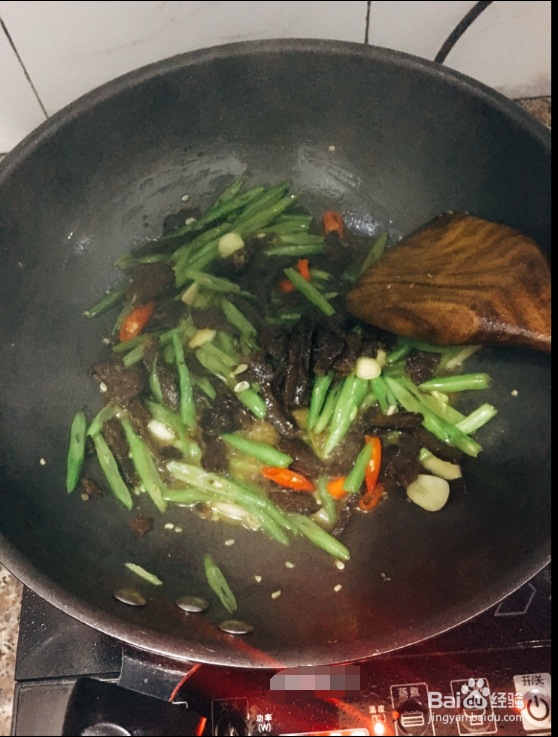 腊牛肉爆炒四季豆