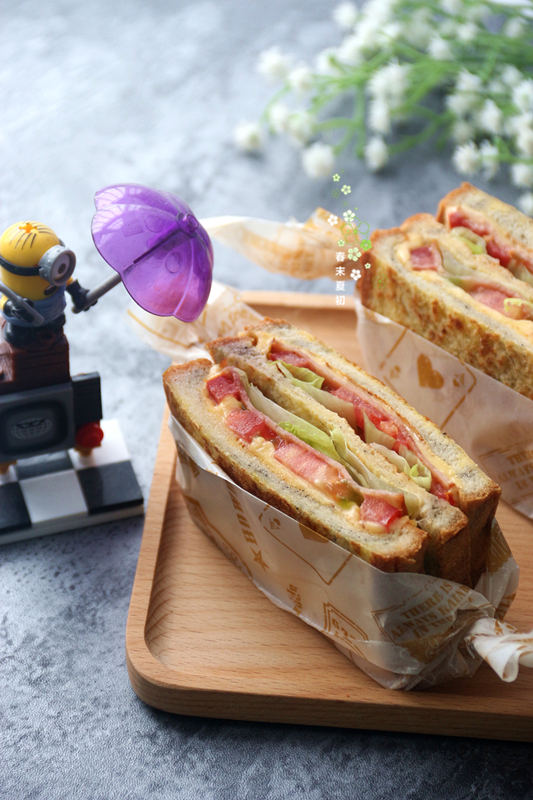 芝士黑芝麻三明治