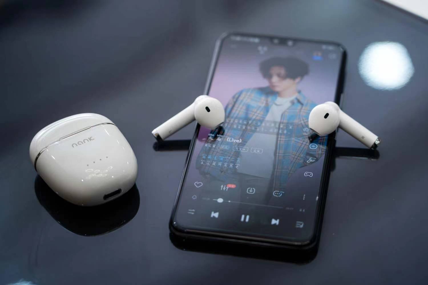 国产蓝牙耳机评测：南卡和FIIL谁值得入手？