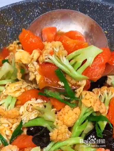 西红柿鸡蛋炒菜花的制作方法