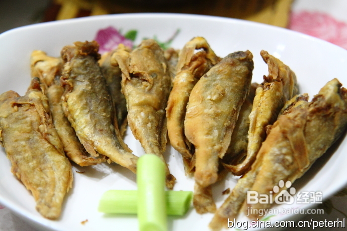 干炸香酥小黄鱼