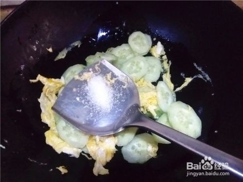家常黄瓜炒蛋的做法