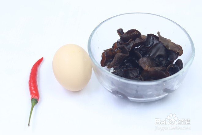 鸡蛋木耳炒菠菜