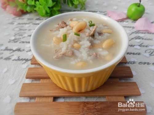营养早餐粥:黄豆瘦肉粥