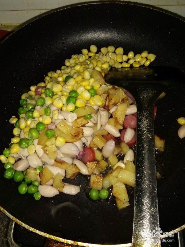 五彩丁炒台湾香肠