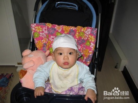 夏天婴儿车很热该怎么办呢?