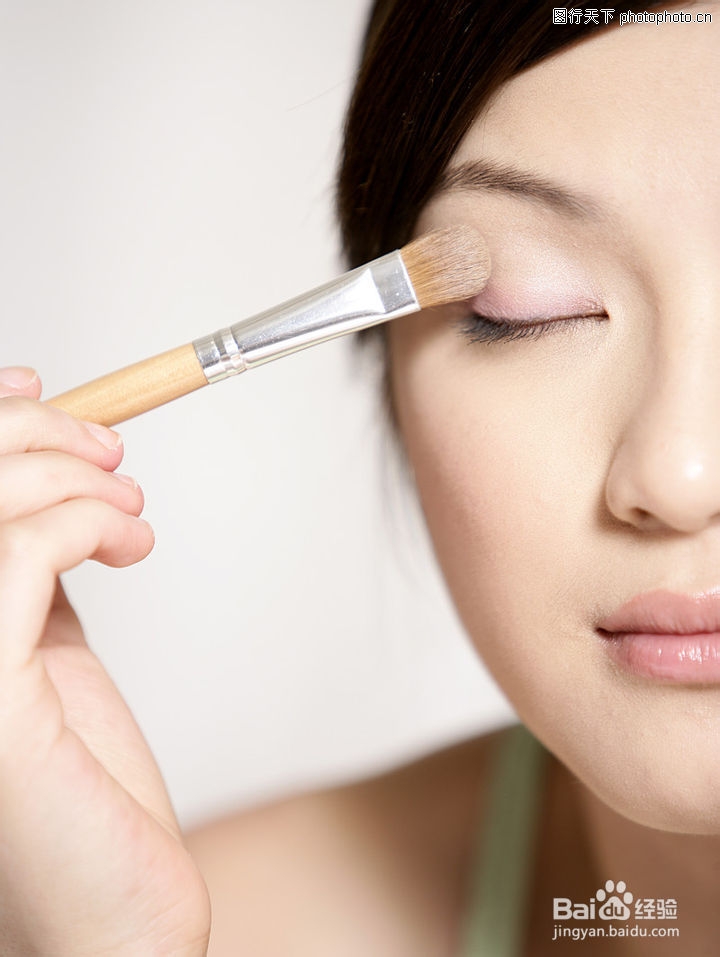 怎样画眼线?怎样画眼线有什么技巧呢?