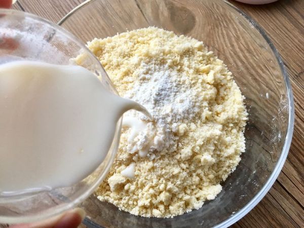 蓝莓菠萝水果派